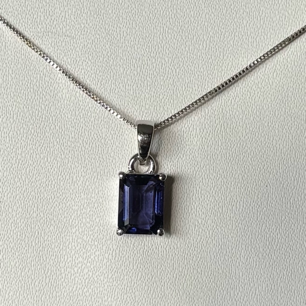 NEW Natural 6x8mm Iolite Pendant 925 Sterling Silver